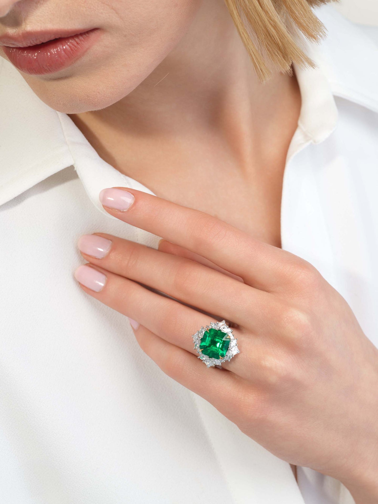 7.09ct Colombian Emerald Ring