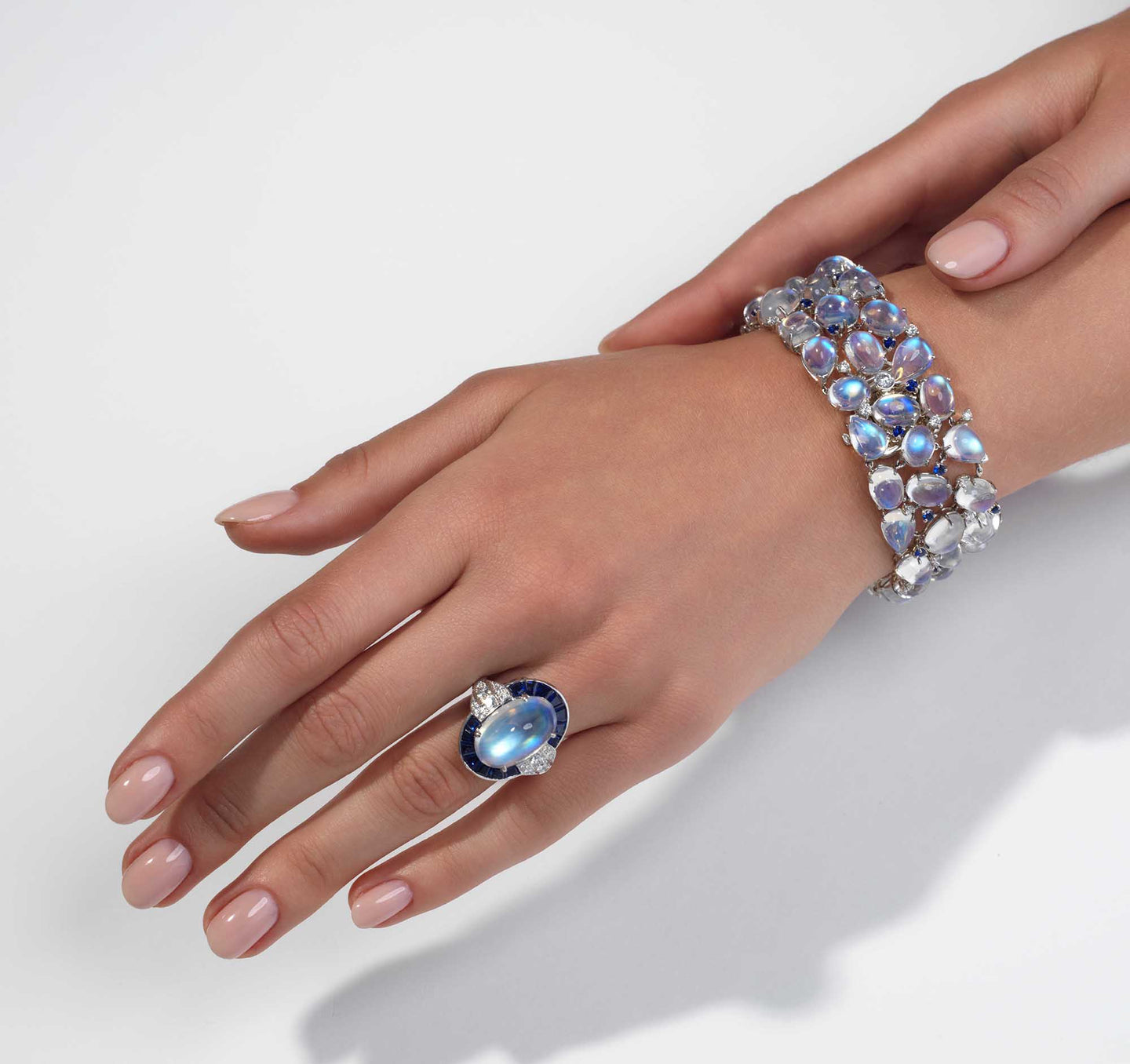 12.58ct Moonstone Ring